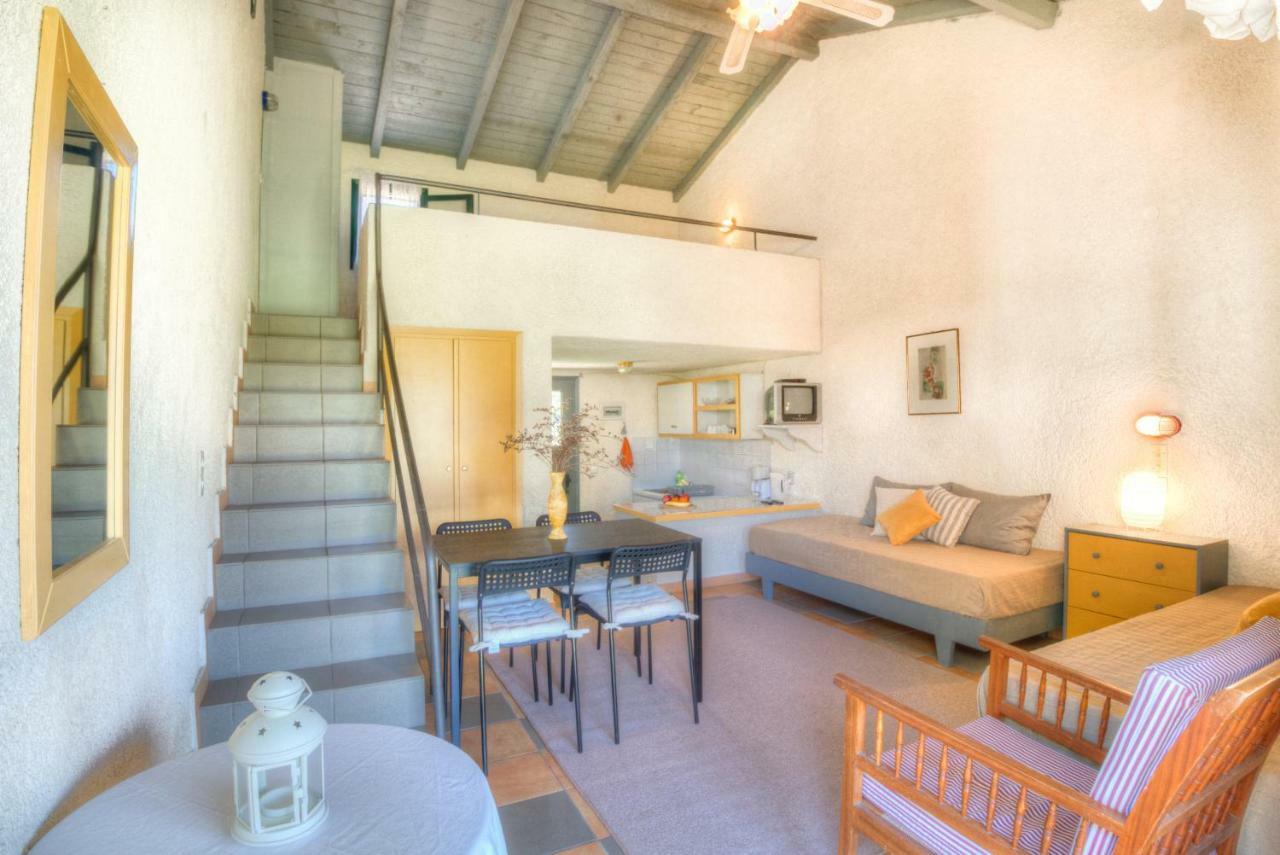 Lefkes Apartments Akharávi Eksteriør bilde