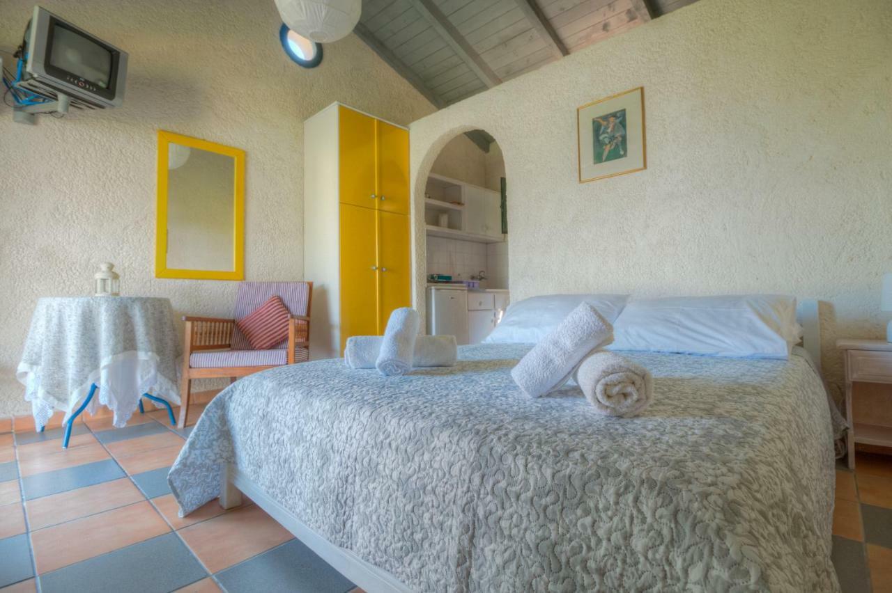 Lefkes Apartments Akharávi Eksteriør bilde
